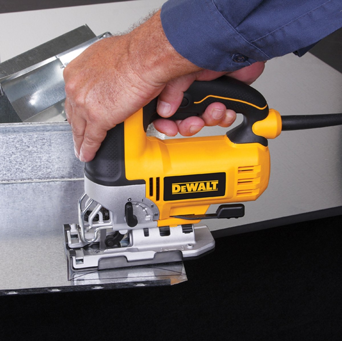 DEWALT DW300 4 DEWALT DW300